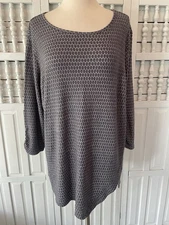 I.N. STUDIO women's 2X gray stretch asymmetrical hem casual travel blouse, N14