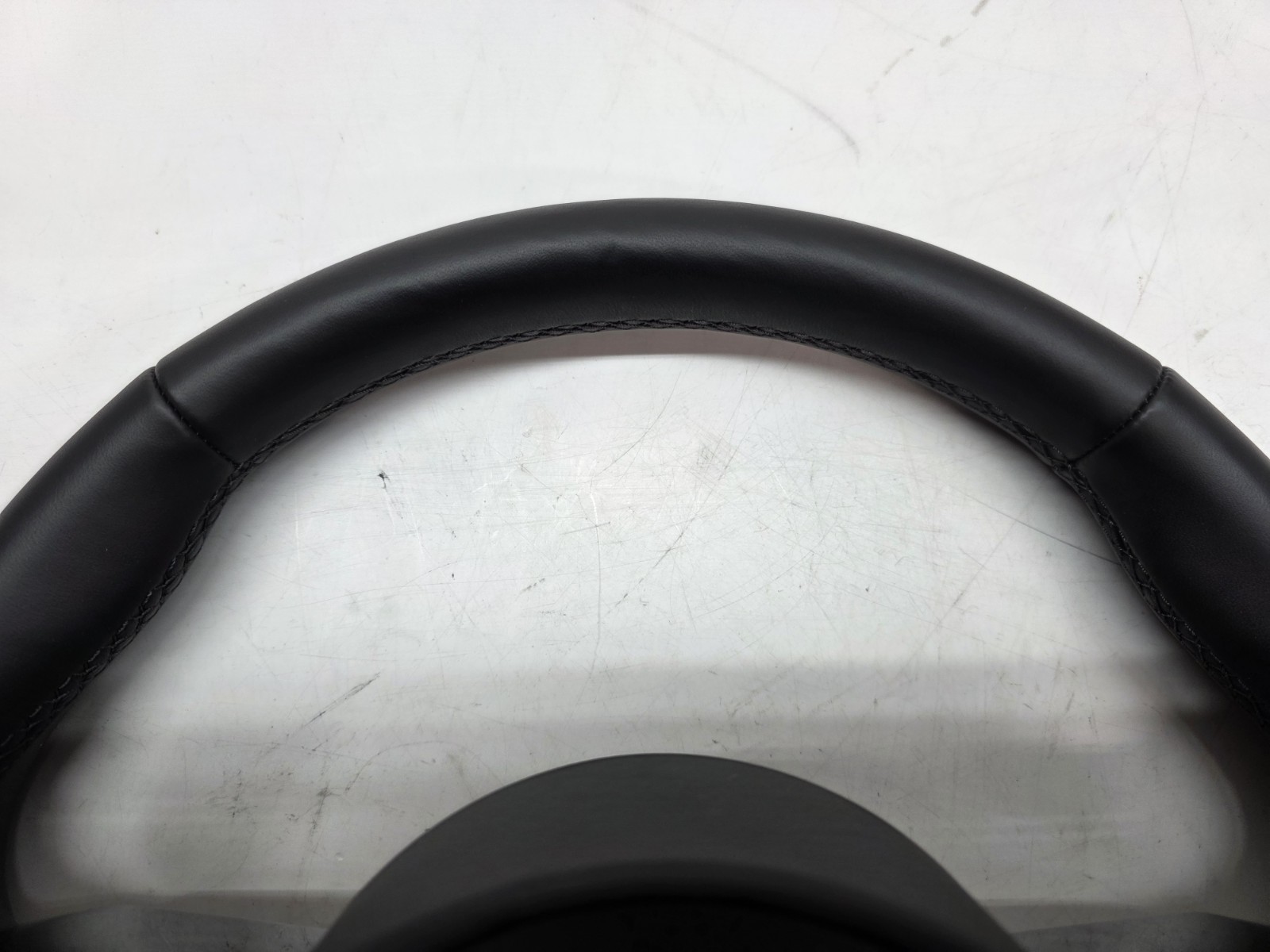 ASTON MARTIN DB12 VOLANTE STEERING WHEEL OEM RY53-3600-DB