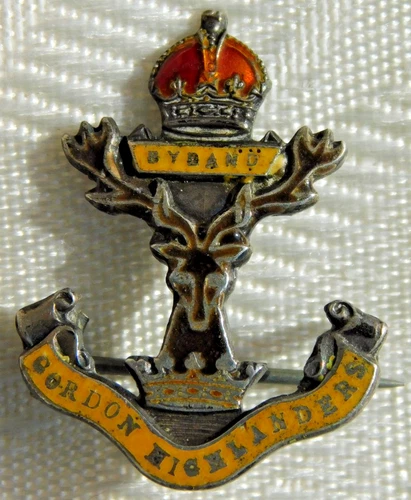 WW1 WORLD WAR ONE GORDON HIGHLANDERS SILVER MILITARY SWEETHEART BADGE BROOCH