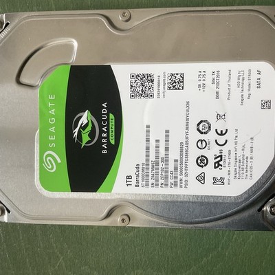 Seagate 1TB Barracuda HDD ST1000DM010 3.5'' Festplatte