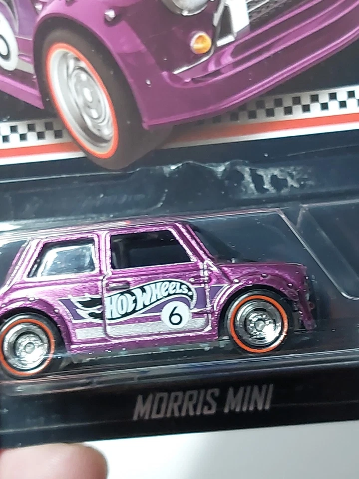 hot wheels 1/64 🇫🇷 RLC Mail in, Morris Mini, collector édition 2023 - Photo 3/4