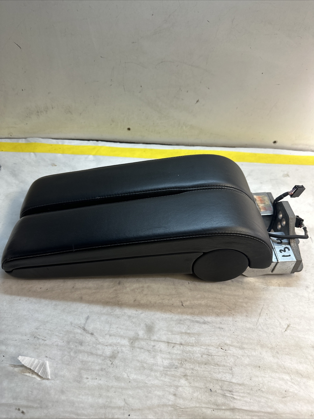 Bentley Flying Spur 06-11 Arm Rest  Black OEM 07 08 09 10