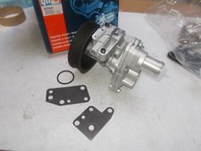 Pompe à eau Rover 2400