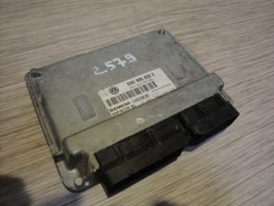 VW Polo 9N 2002Bj 1.2L 40Kw AWY Motorsteuergerät Steuergerät Siemens 03D906032C
