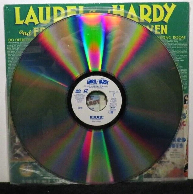 LAUREL & HARDY & FRIENDS VOLUME SEVEN LASER DISC Foto 3 de 3