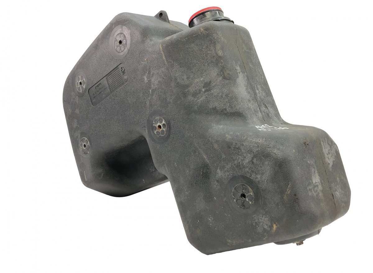 21182686 21271081 AdBlue Tank Container For VOLVO FMX D13 Truck 