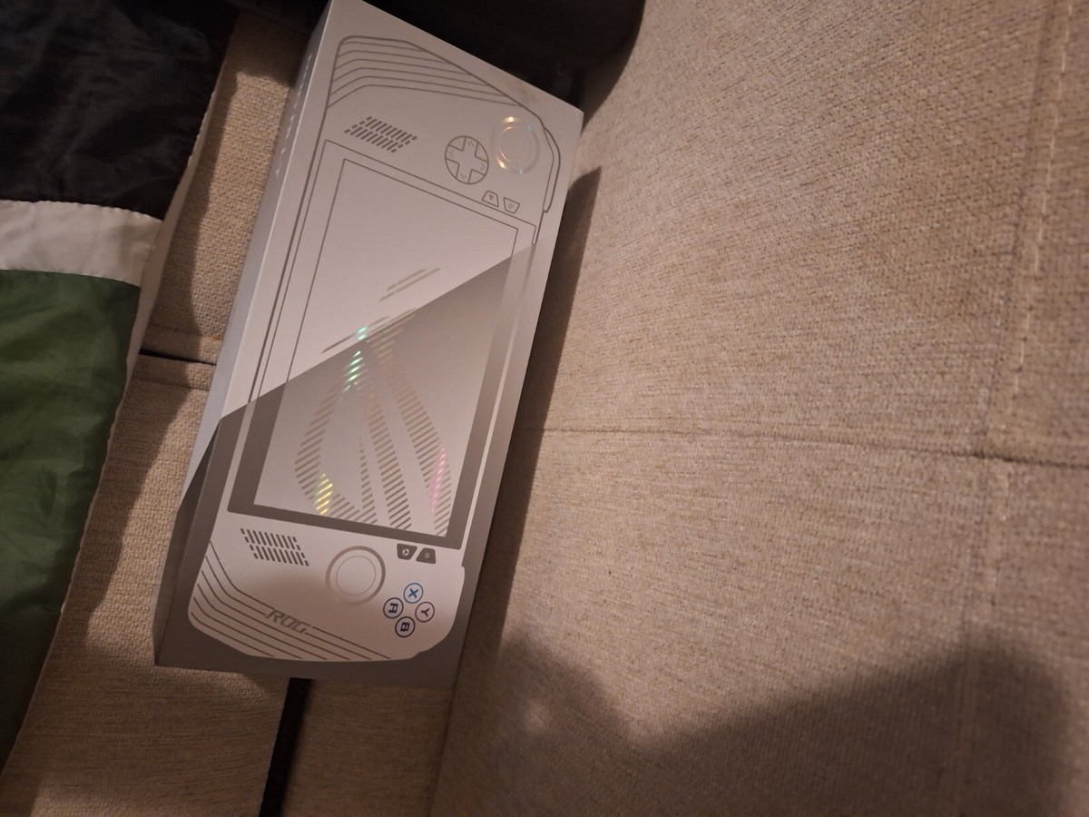 Asus ROG RC71L Ally 7 Asus ROG RC71L Ally 7