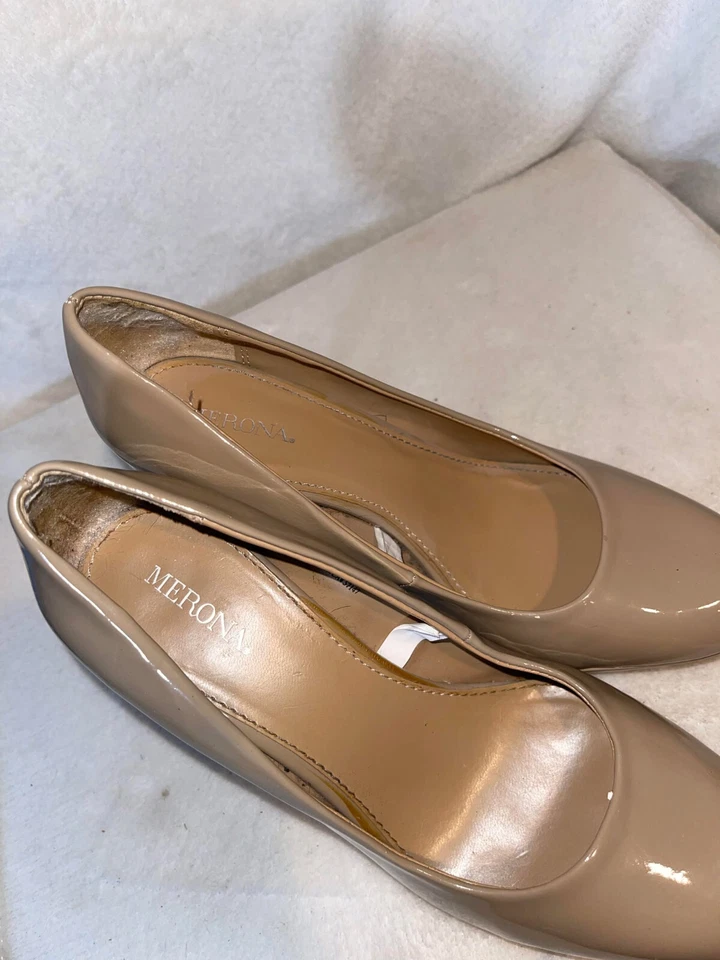 Tacones de salón Merona Nude talla 8 clásicos cómodos y elegantes para fiestas de trabajo ropa informal Foto 3 de 4