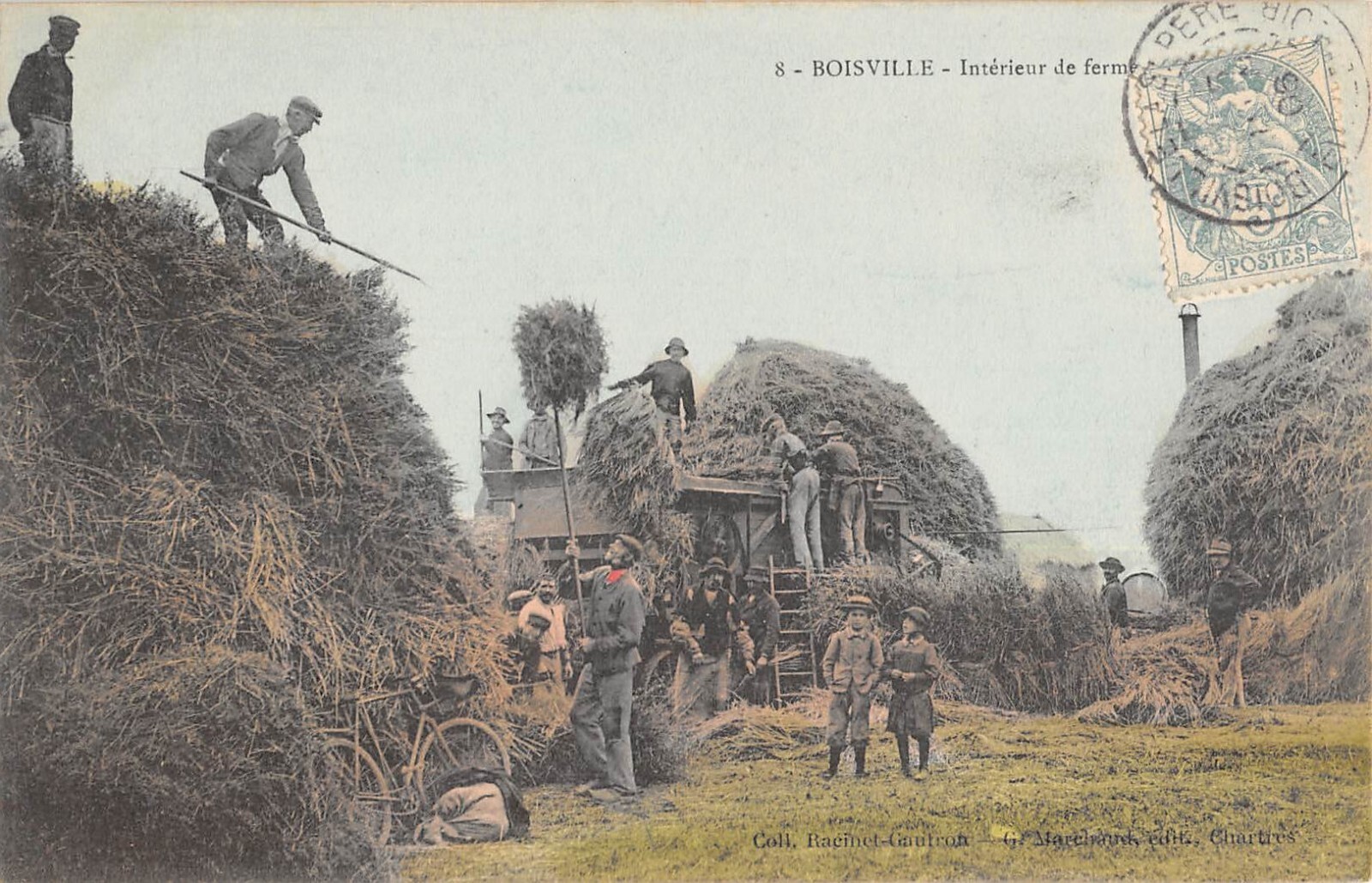 CPA 28 BOISVILLE FARM INTERIOR / THRESHING SCENE AGRICULTURAL MACHINE / RARE