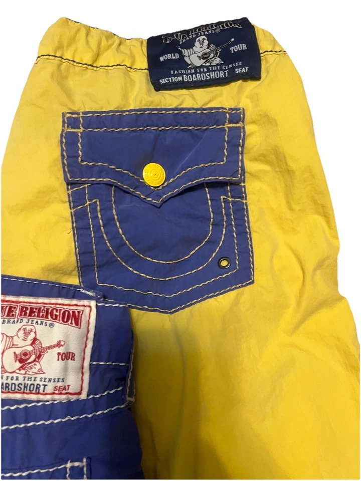 Y2K Vintage True Religion Big T Board Shorts Talla 38 Lote de 3 Pantalones Cortos de Natación Surf Foto 4 de 4