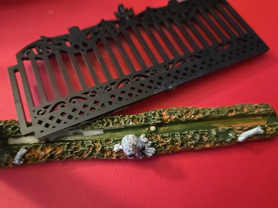 🎃 LEMAX SPOOKY TOWN HALLOWEEN VILLAGE BAT FENCE GATE Set of 5 #04713 2020 - Image 4 of 4