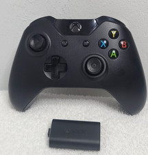 Xbox One Wireless Controller 1537 Black w/ Rechargeable Battery