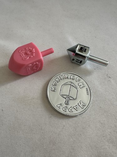 Dreidel Coin - Happy Chanukah /Hanukkah