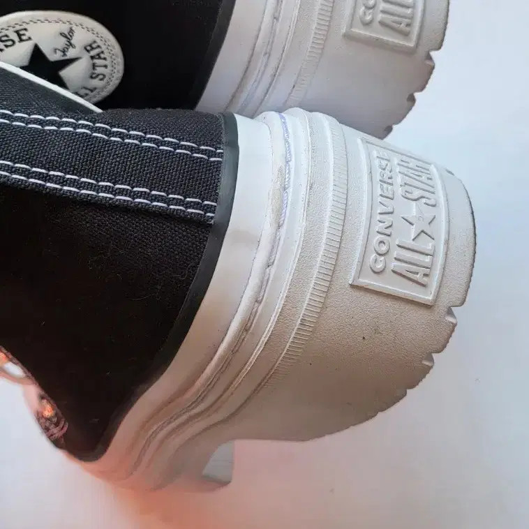 Converse Black High Top Sneakers 245 thumbnail 5