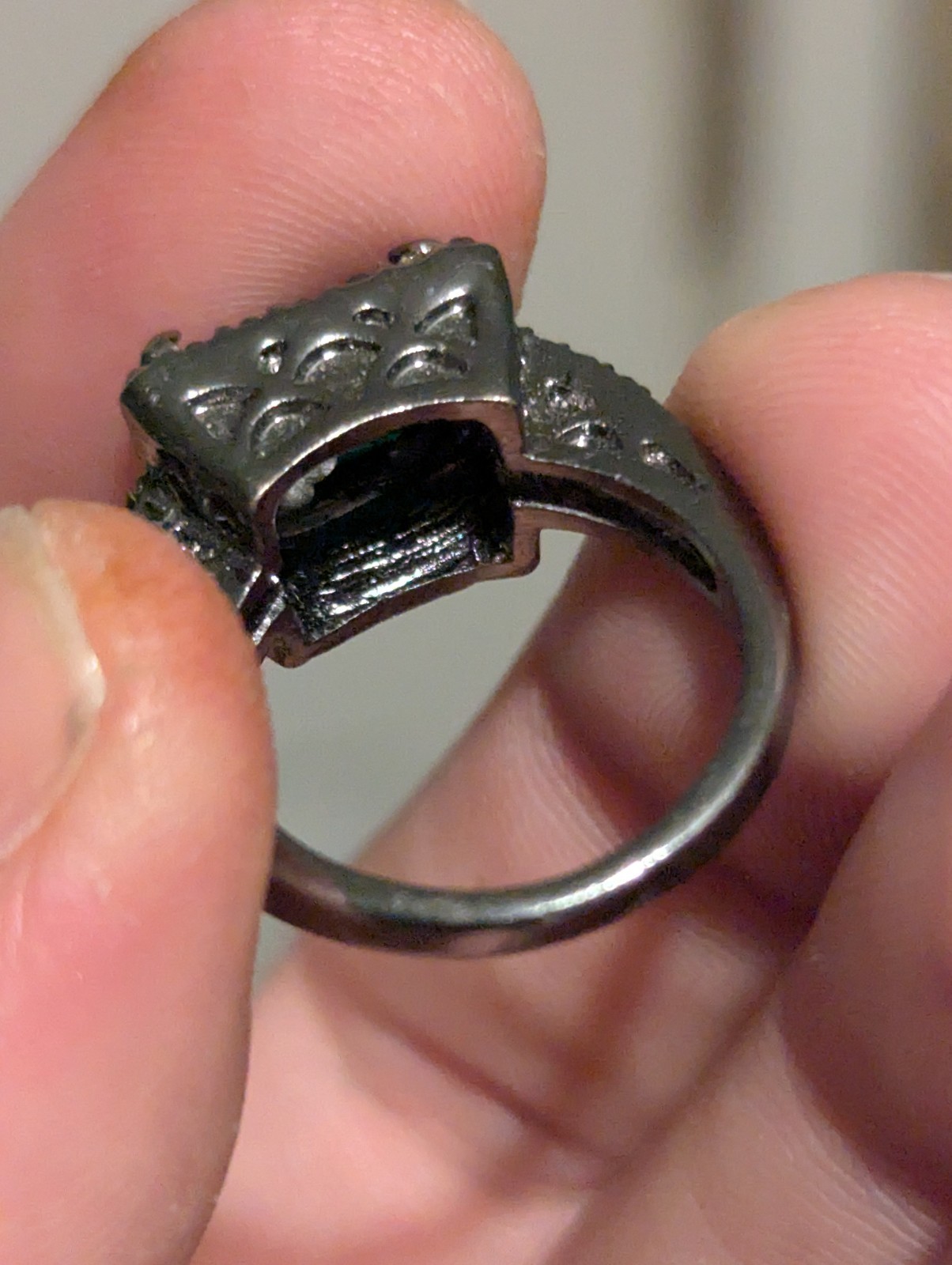 Green Rectangle Cut Ring - image 10