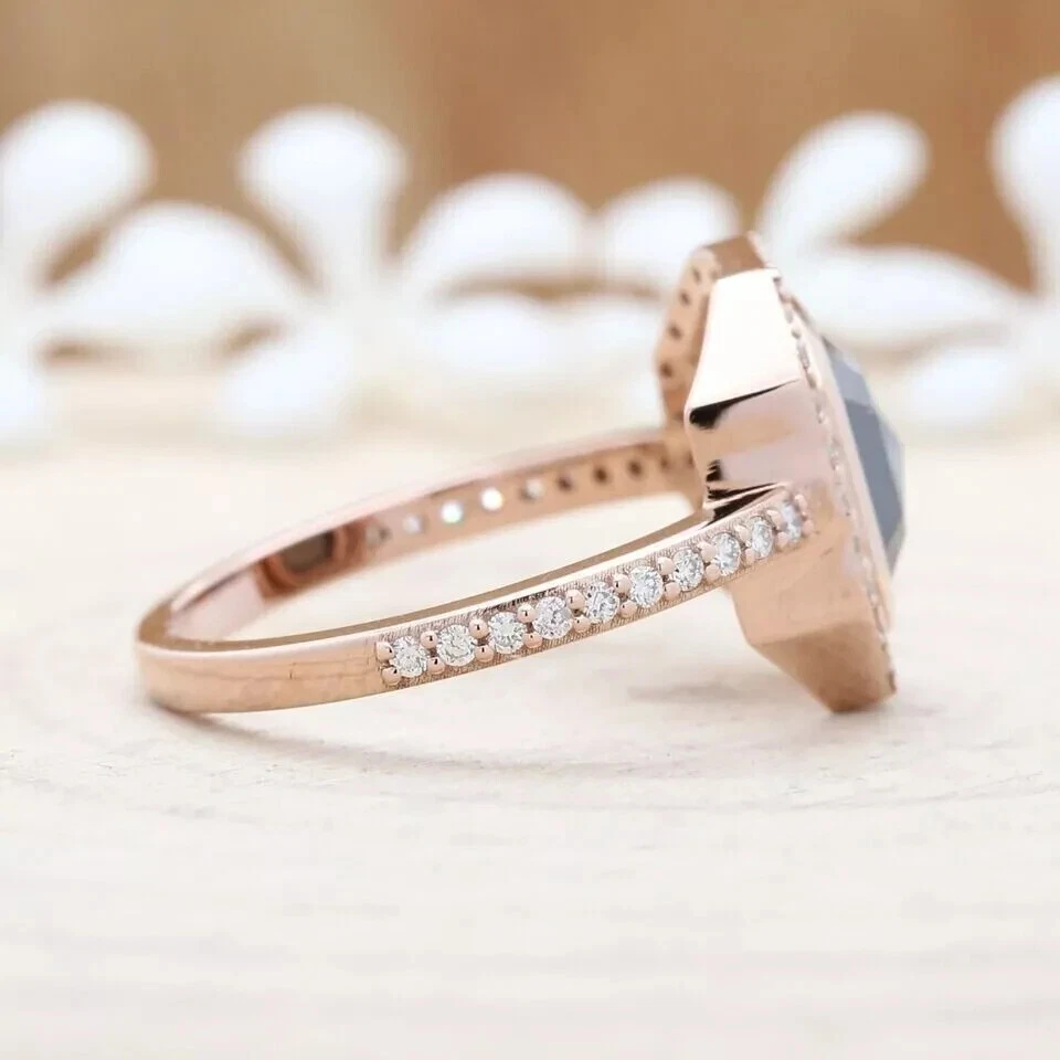 Anillo de boda para mujer de diamantes negros creados en laboratorio de corte Ascher de 3 quilates de oro rosa de 14 quilates Foto 4 de 4