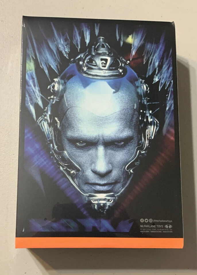 McFarlane Toys Batman & Robin Mr. Freeze Black Light Edition Gold Label EE - New - Image 4 of 4