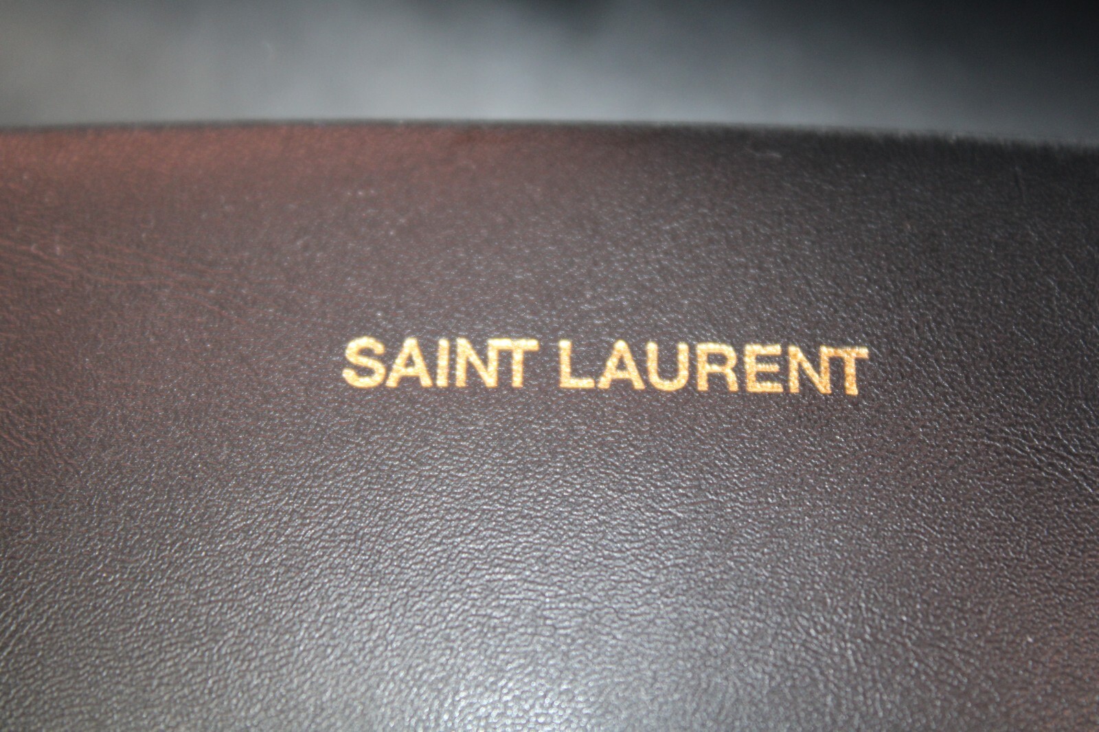 Occhiali da sole donna Saint Laurent tartaruga morbidi occhio di gatto custodia pelle orecchio oro