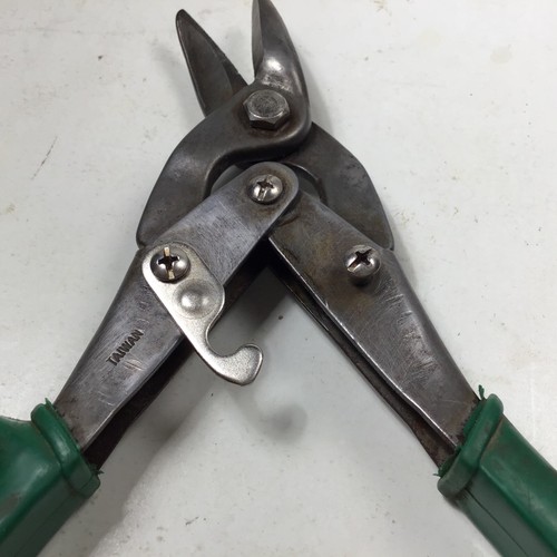 Cutting Scissor Tin Snips Metal Sheet Shear Vintage Hand Tool Green Handles 10” - Picture 3 of 12