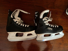 BAUER SUPREME JUNIOR 90 Size 1D Hockey Skates