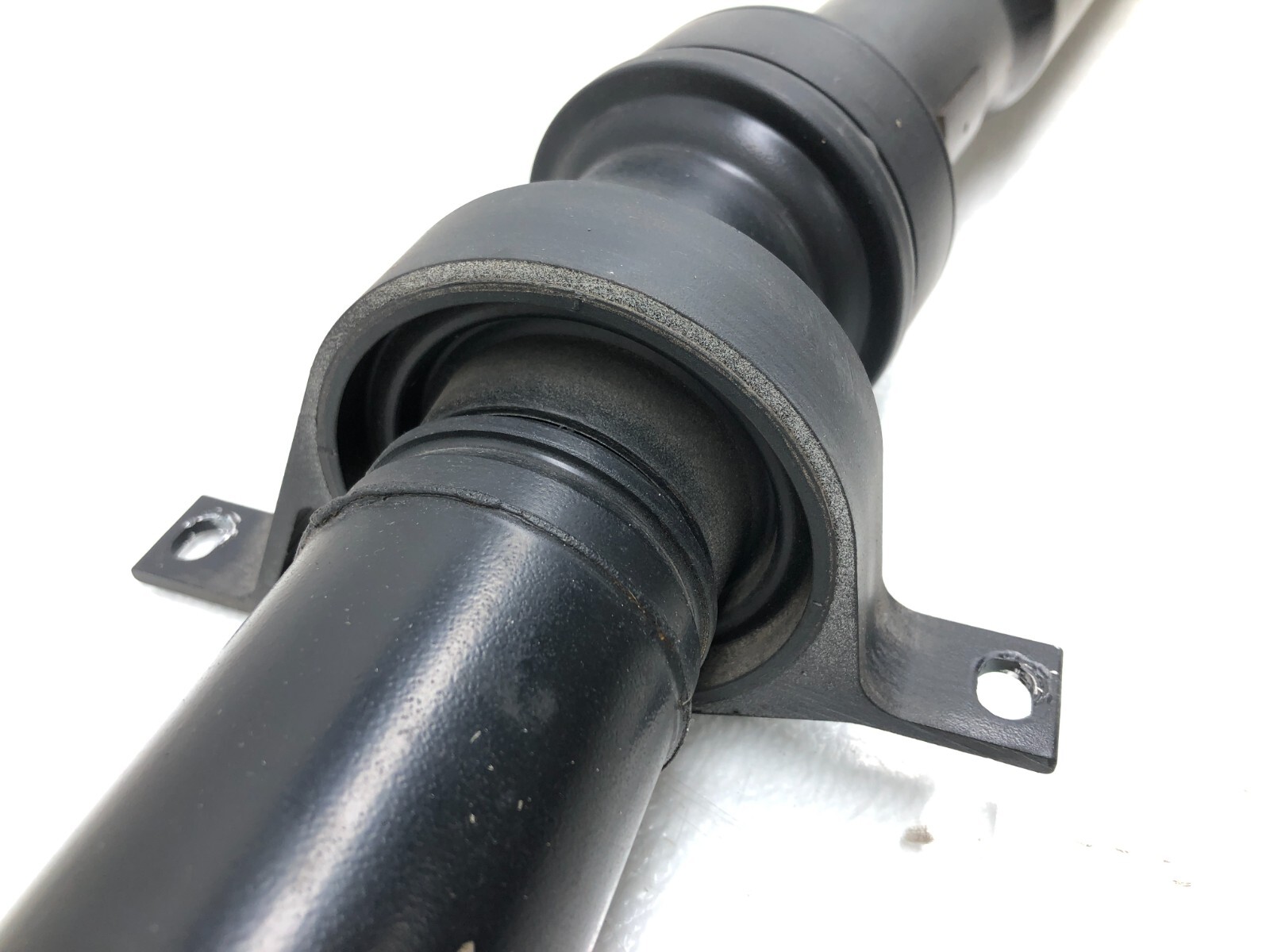 2014-2019 MASERATI GHIBLI SQ4 AWD REAR DRIVE SHAFT OEM.