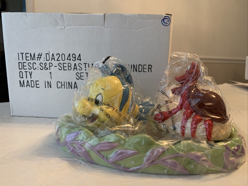 NEW SEBASTIAN FLOUNDER SALT PEPPER SHAKER RARE FIGURINE LITTLE MERMAID LTD 250