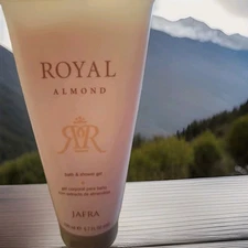  JAFRA ROYAL ALMOND BATH & SHOWER GEL 200 ml / 6.7 Fl.oz NEW