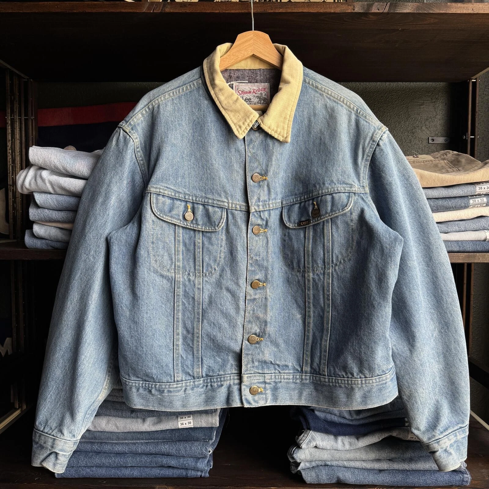 Vintage 1970s Lee Storm Rider Denim Jacket Light Wash Blanket Lined Men’s Large