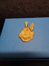 Vintage Chief Wahoo Gold Pendant Pre-owned