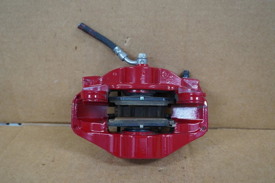 Pinza de freno Brembo pasajero trasero 19 20 21 22 23 Kia Stinger GT2 20C4440400 Foto 3 de 4