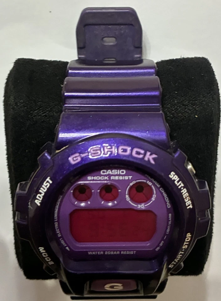 Reloj CASIO G-SHOCK DW-6900CC Púrpura Colores Locos Foto 3 de 4