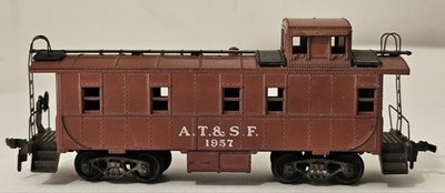 Athearn #1957 HO Scale ATSF Caboose Good Condition