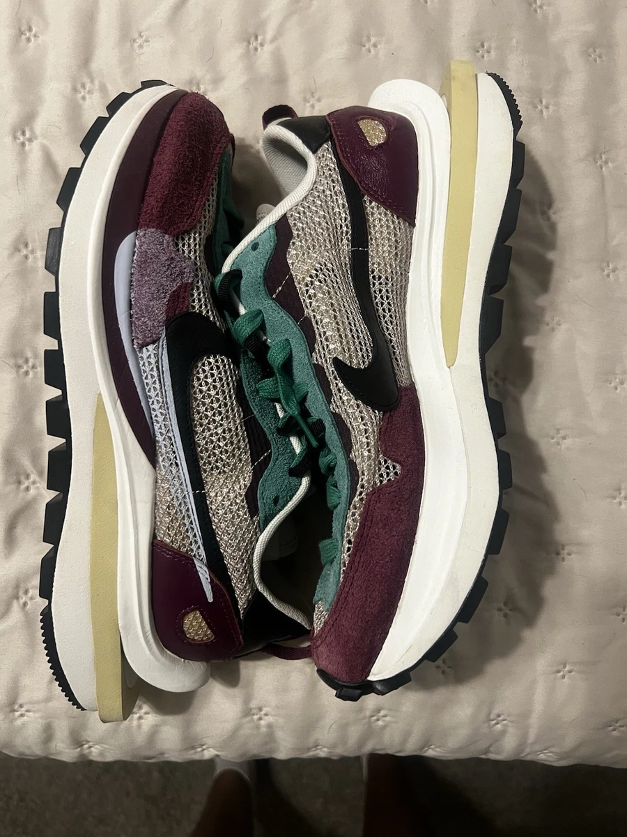 sacai x Nike VaporWaffle Sail for Sale | Authenticity Guaranteed