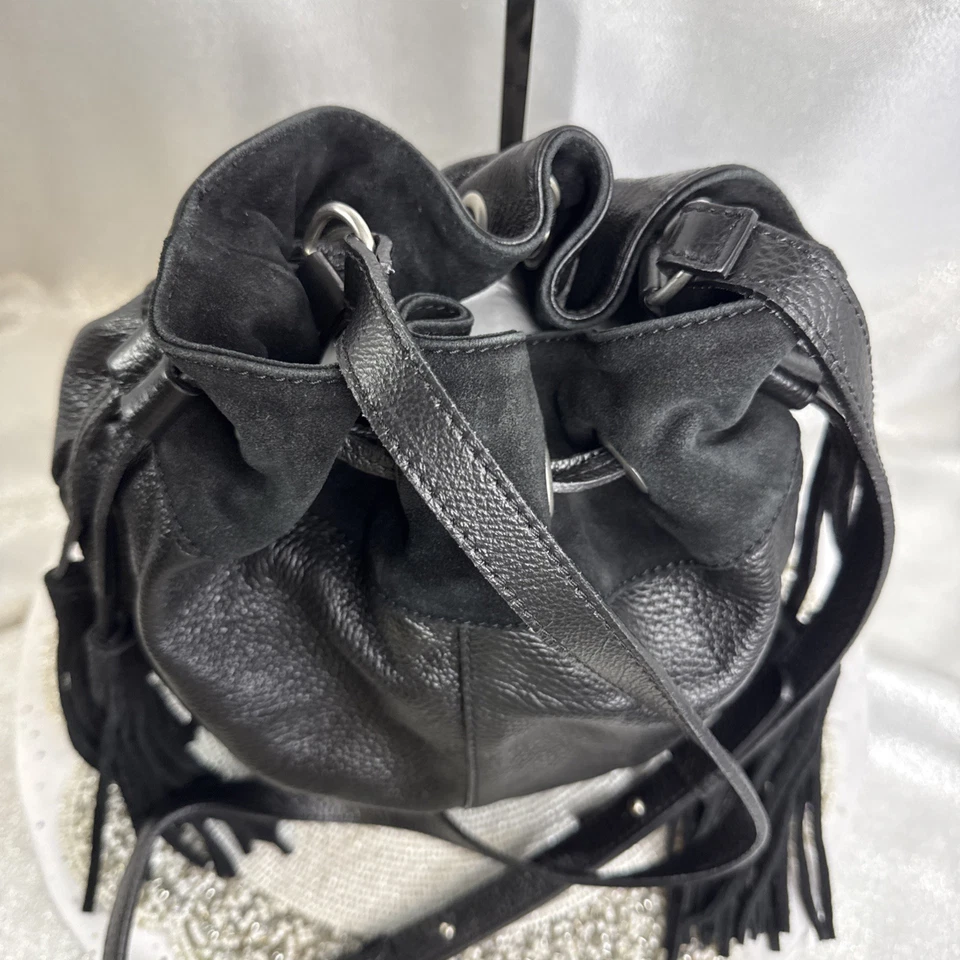 Bolso Bandolera American Eagle Cuero Negro Flecos Ajustable Hobo Cordón Foto 2 de 4