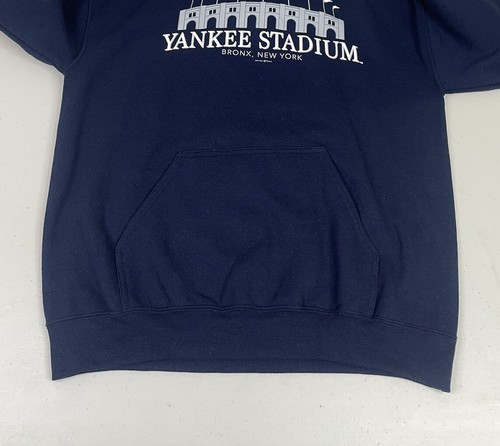 New Era Yankee Stadium Pullover Hoodie Size Medium - Picture 3 of 10
