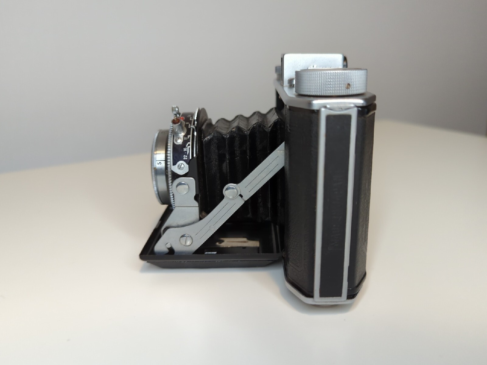 Olympus Six 6 Folding Camera Zuiko FC 7.5cm f/2.8 JAPAN With Leather