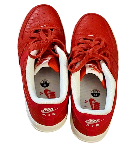 Nike Air Force Ones Rojo Escala Patrón Zapatos Tenis Talla 6Y. - Imagen 2 de 4