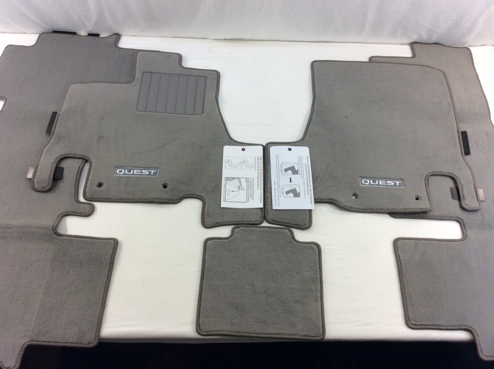 999E2NX010 Nissan Quest Floor Mats 5Piece Set NEW OEM 999E2NX010