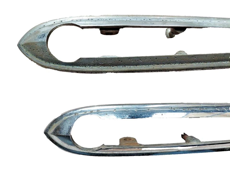 Buick 1946-1948 All, 1949 Special: Hood Release Body 1328630, PAIR - Image 2 of 4