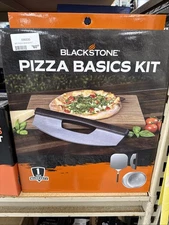 	Blackstone Pizza Basics Tool Kit with Pizza Peel Cutter and Pans and Heat	