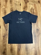 Arcteryx Mens T Shirt Men SMALL Logo Arc'teryx Arcword Short Sleeve