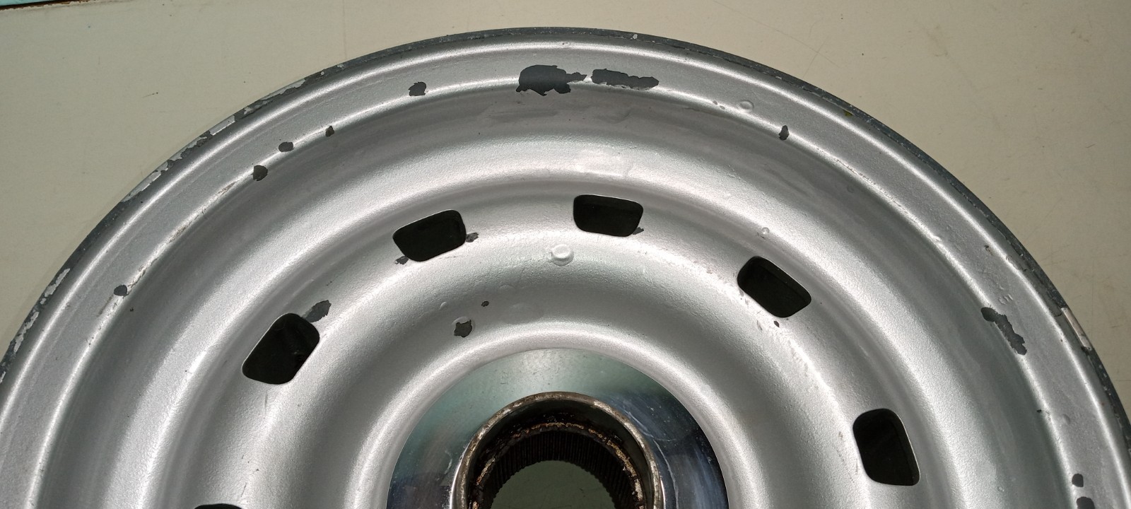 Ferrari 365 GT Campagnolo Center Lock Wheel Rim_7X15.5_700537