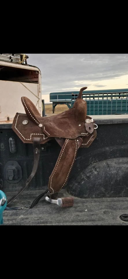 Sillín de barril ligero Silva de 14,5 pulgadas. Súper cómodo, monta muy bien. Foto 4 de 4