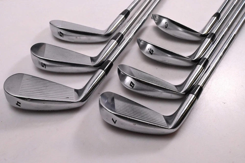 Bridgestone Tour B X-CB Irons / 4-PW / Stiff Flex Project X PXv Shaft - Image 4 of 4