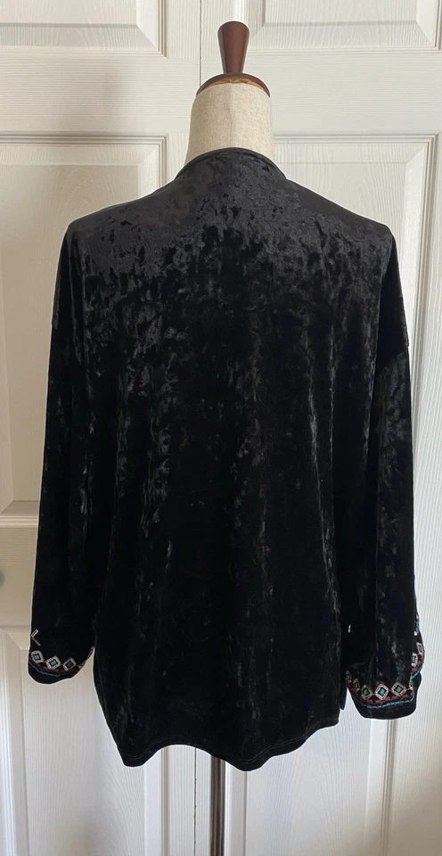 Cárdigan de sombra de ojos para mujer Kimono M negro terciopelo bordado bohemio capricho Foto 4 de 4