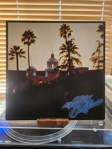 The Eagles, Hotel California, 1976 1st Asylum, Stereo, 7E-1084, Gatefold,VG+/VG+