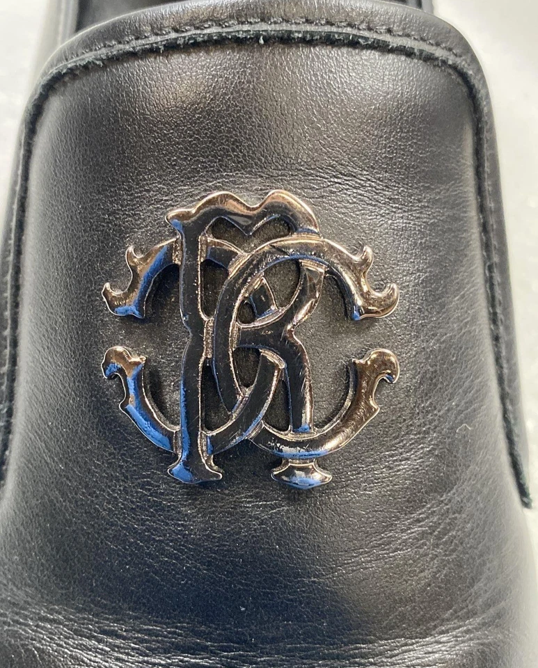 Roberto Cavalli Talla 44.5 EE. UU. 11.5 Hombres Cuero Negro Sin Cordones Metal Acento Logo Foto 3 de 4