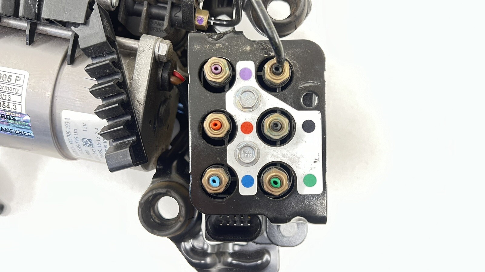 13-18 BENTLEY FLYING SPUR AIR SUSPENSION COMPRESSOR VALVE BLOCK ASSEMBLY OEM