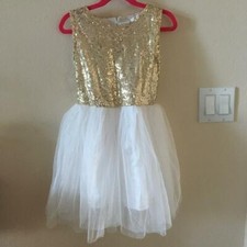 New Little Girls Party or Dress Up Gold Sequins Tulle Heart Shaped Back Dress