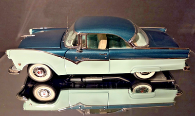 RARE! Danbury Mint, 1955 Ford Fairlane Crown Victoria, 1:24